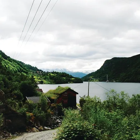 Fyksesund * Steinsto